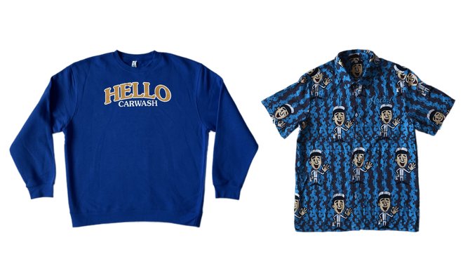 Blue sweatshirt with gold 