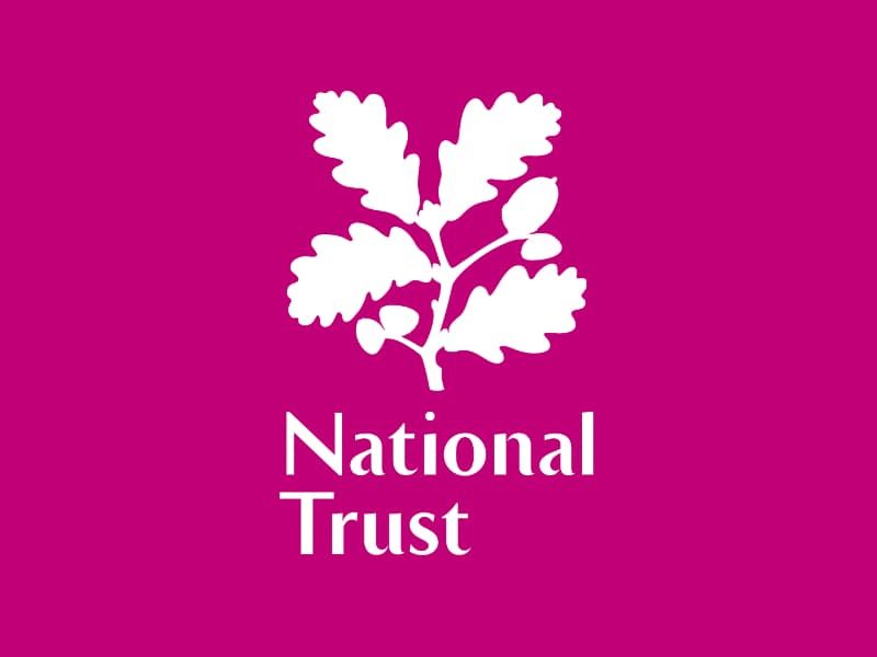 National Trust logo: white oak branch with leaves and acorns on magenta background.