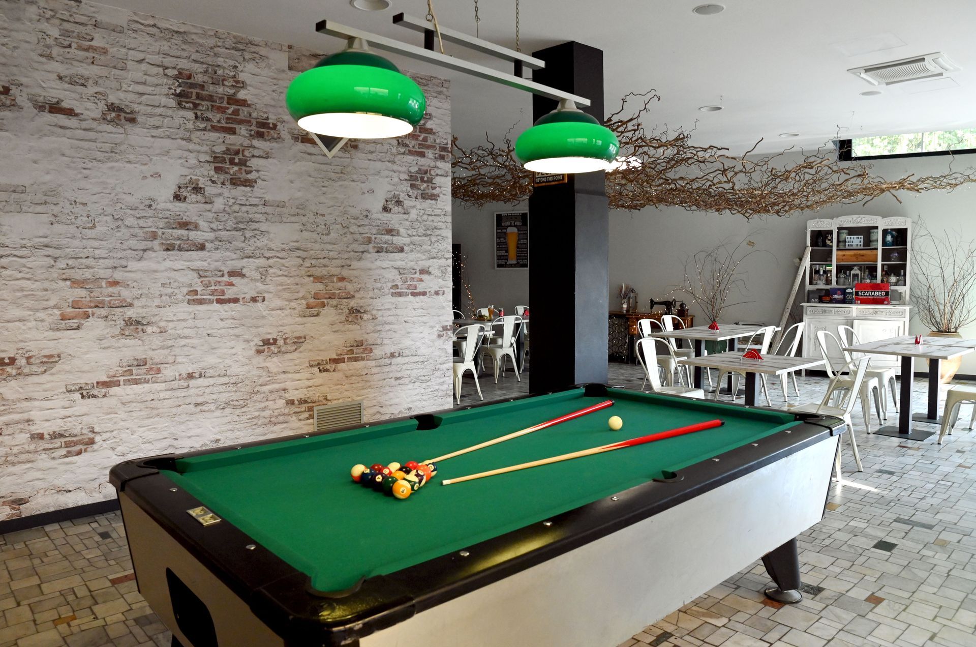 biliardo nella sala eventi