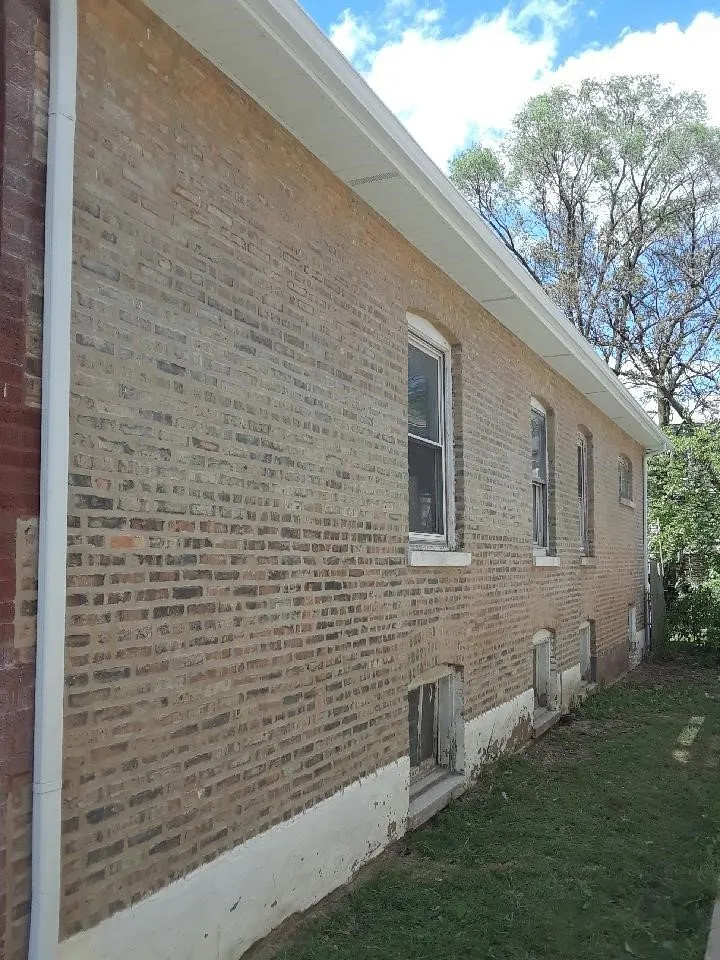 winter brick tuckpointing in Oak Lawn, IL