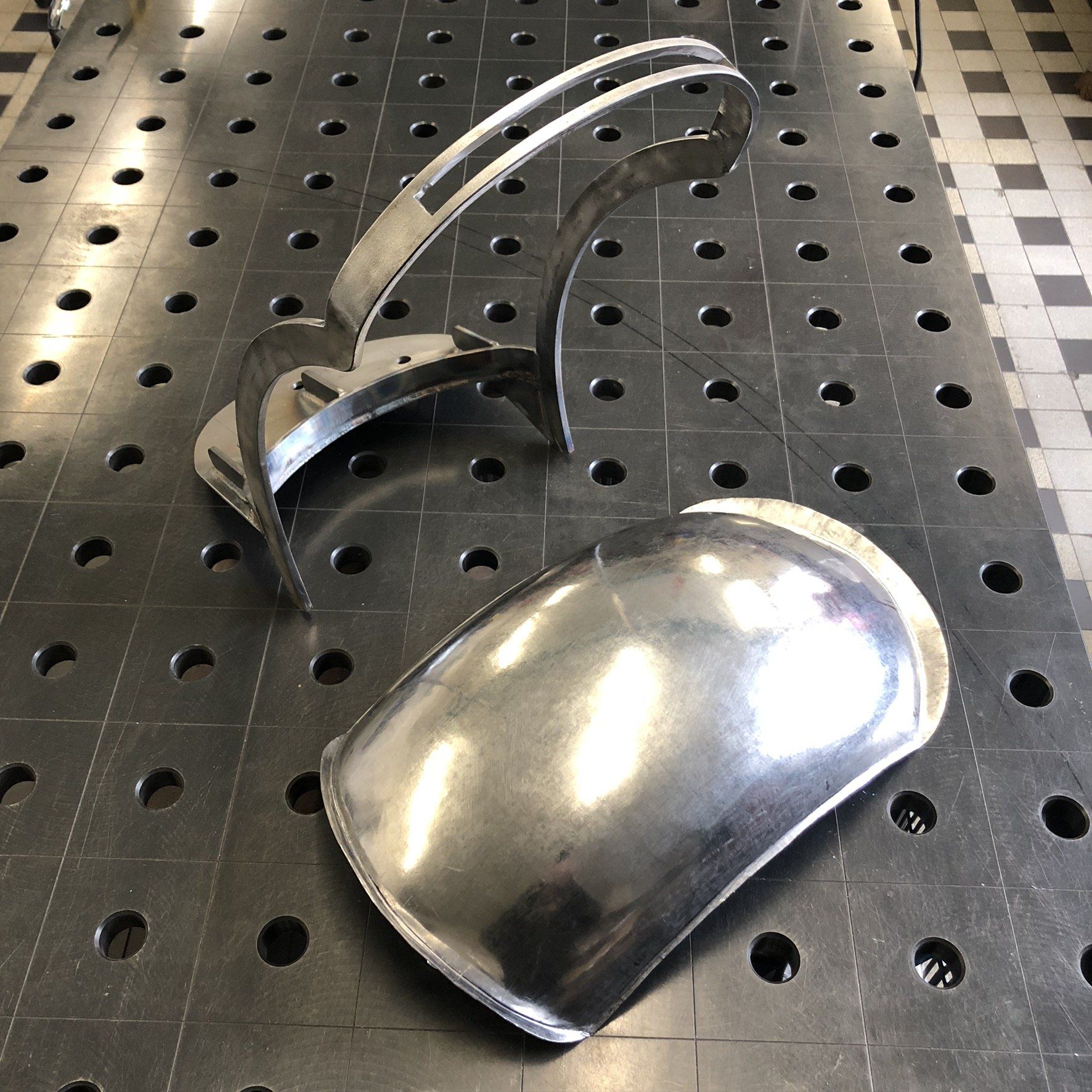 Suzuki VS1800 custom spatbord plaatwerk