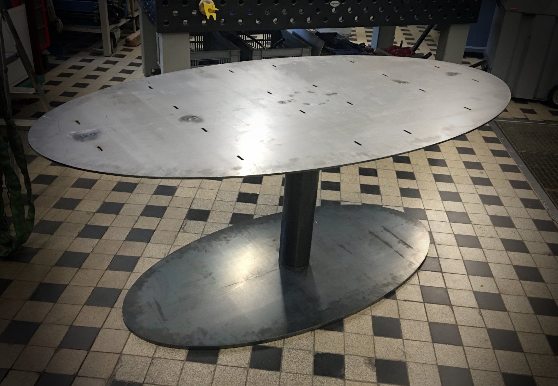 tafelframe staal ovaal