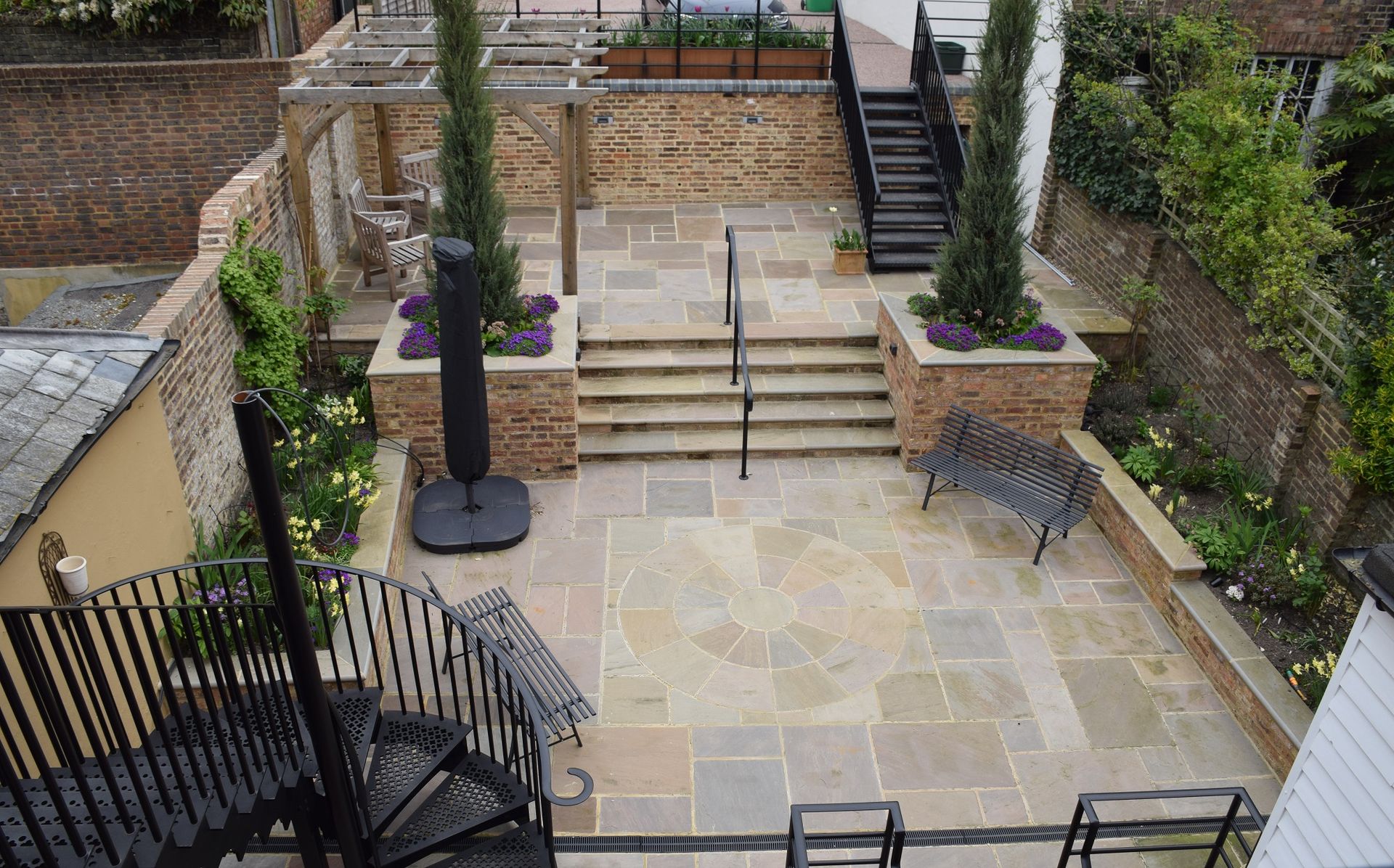 57 High Street Outdoor