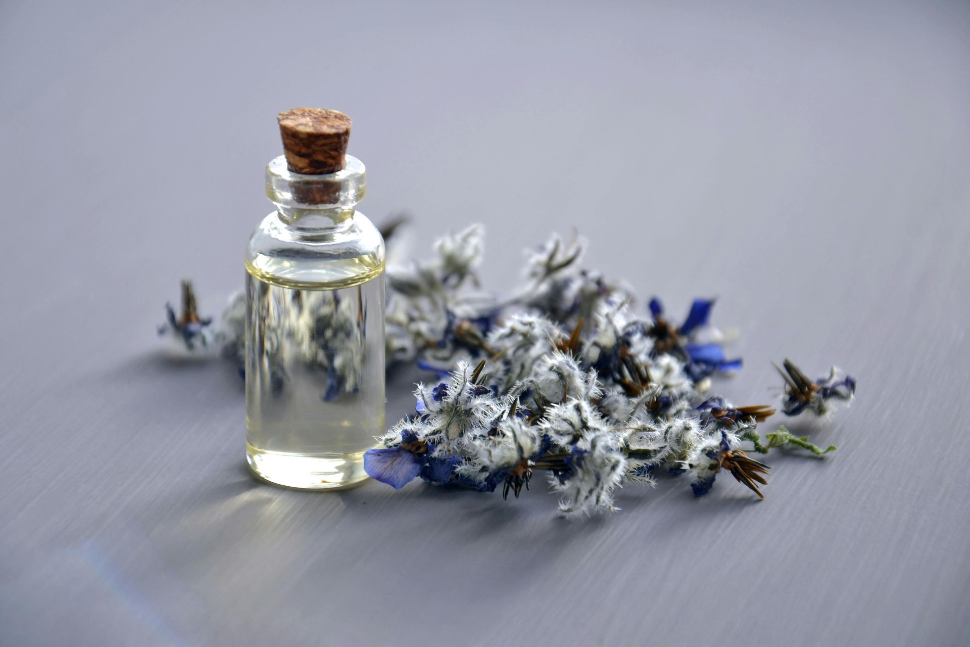 Discover the moisturizing benefits of small-batch bath products made with skin-loving oils. Learn ho