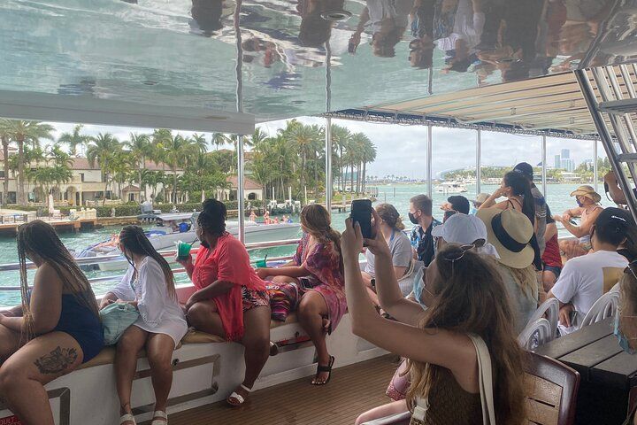 Miami Boat Tour on Biscayne Bay & Miami Skyline