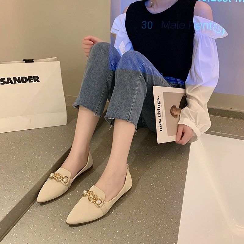 珍珠尖頭平底鞋