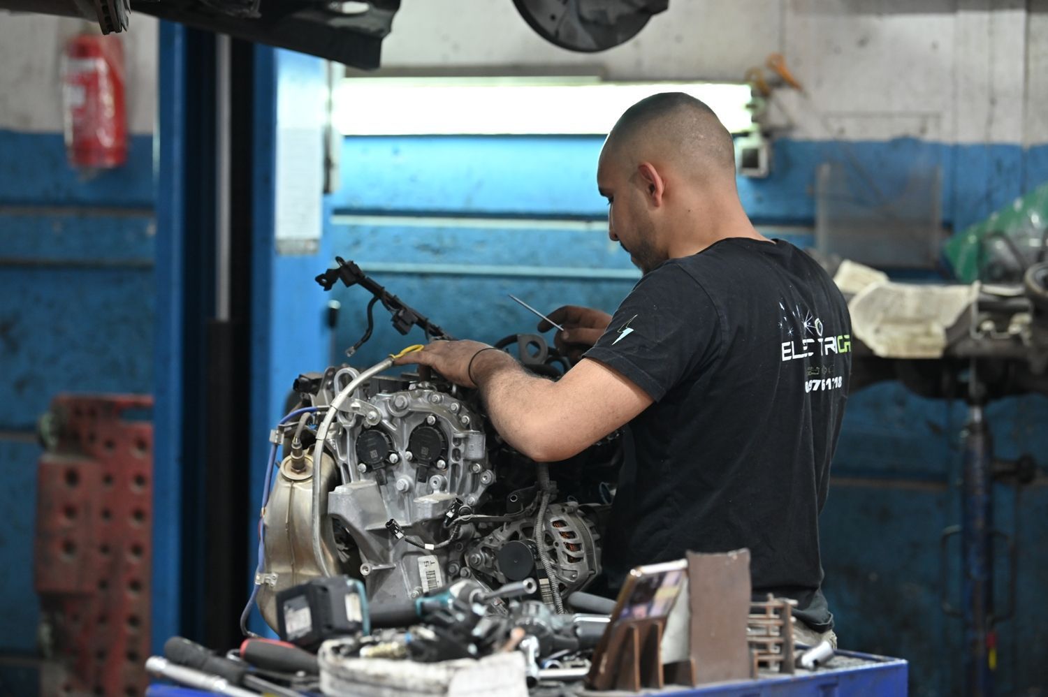 מרכז שירות גיל ניב מודיעין