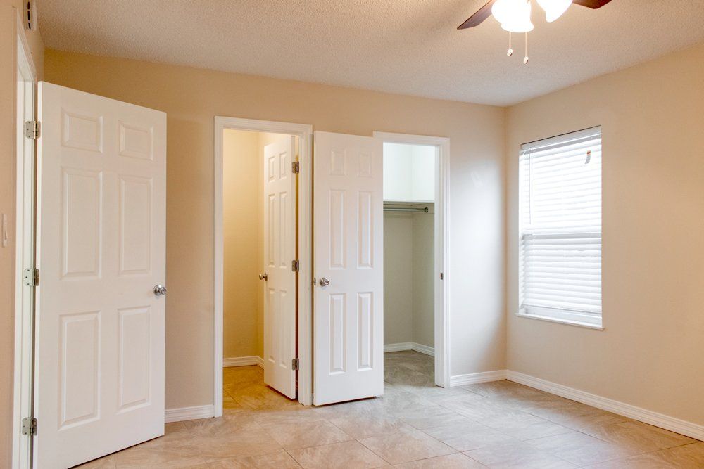 72nd Avenue Apartments interior bedroom