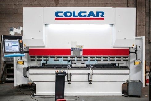 macchinario per la piegatura a Milano