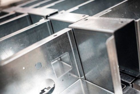 componenti di metallo sottoposte a piegatura a Milano