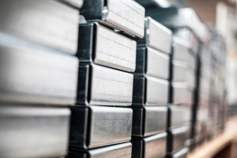 componenti rettangolari sottoposte a piegatura a Milano