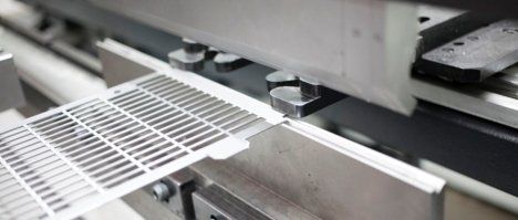 Piegatura metalli Piegatura metalli