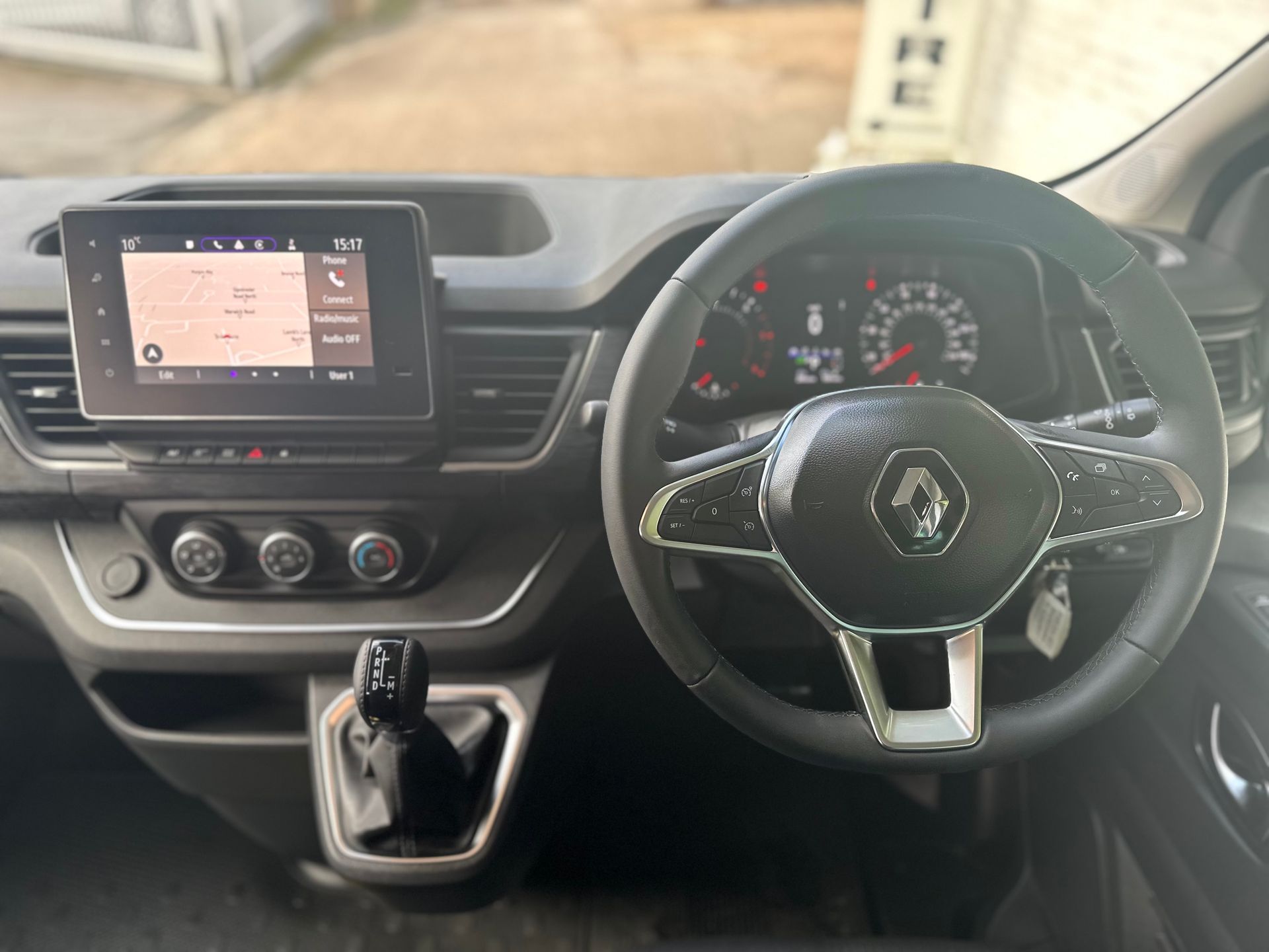 8-9 seat minibus hire , luxury minibus hire, minibus hire, automatic, self drive minibus hire, rent a minibus, minibus rental, rent a 9 seater, uk minibus hire, European minibus hire, rent a mini- bus to take aborad, renault trafic sport and red addition