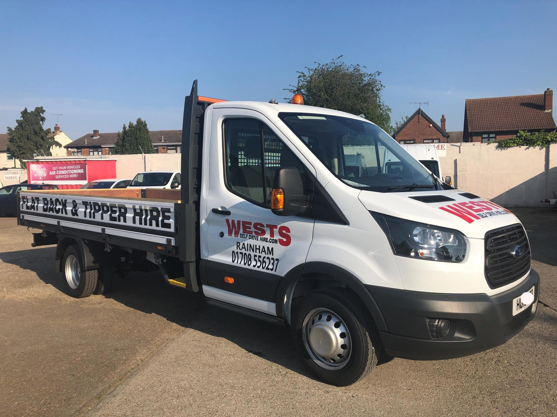 thurrock small medium and large van, tipper, truck, flat, back, large, removal van, rental, hire,