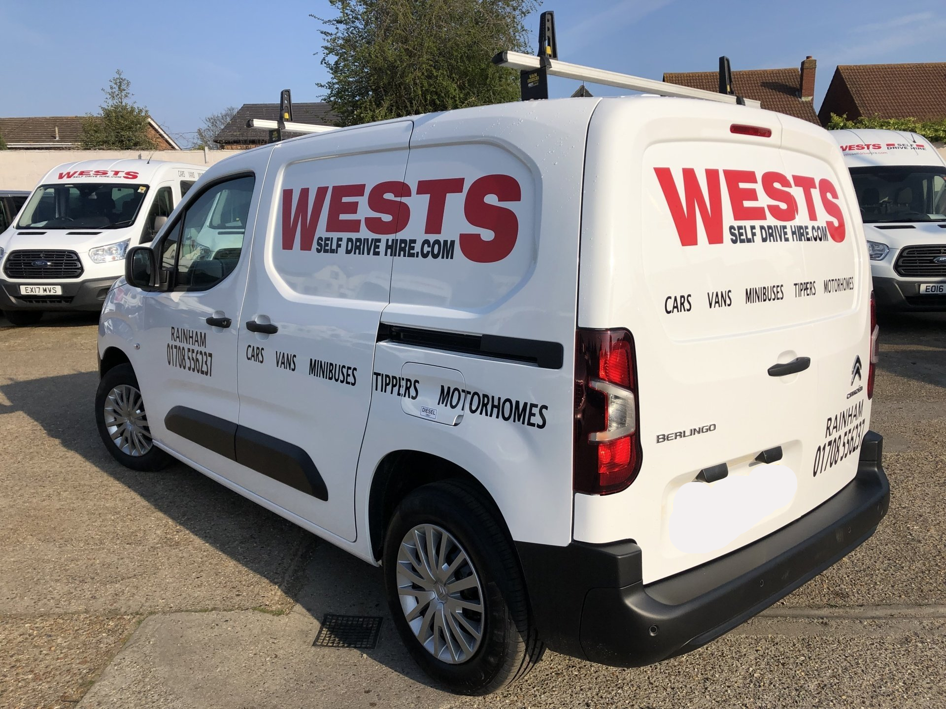 small van hire essex rainham romford thurrock ockendon
