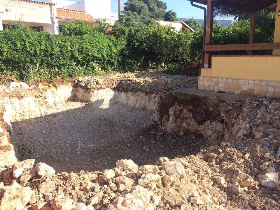 scavo per piscina