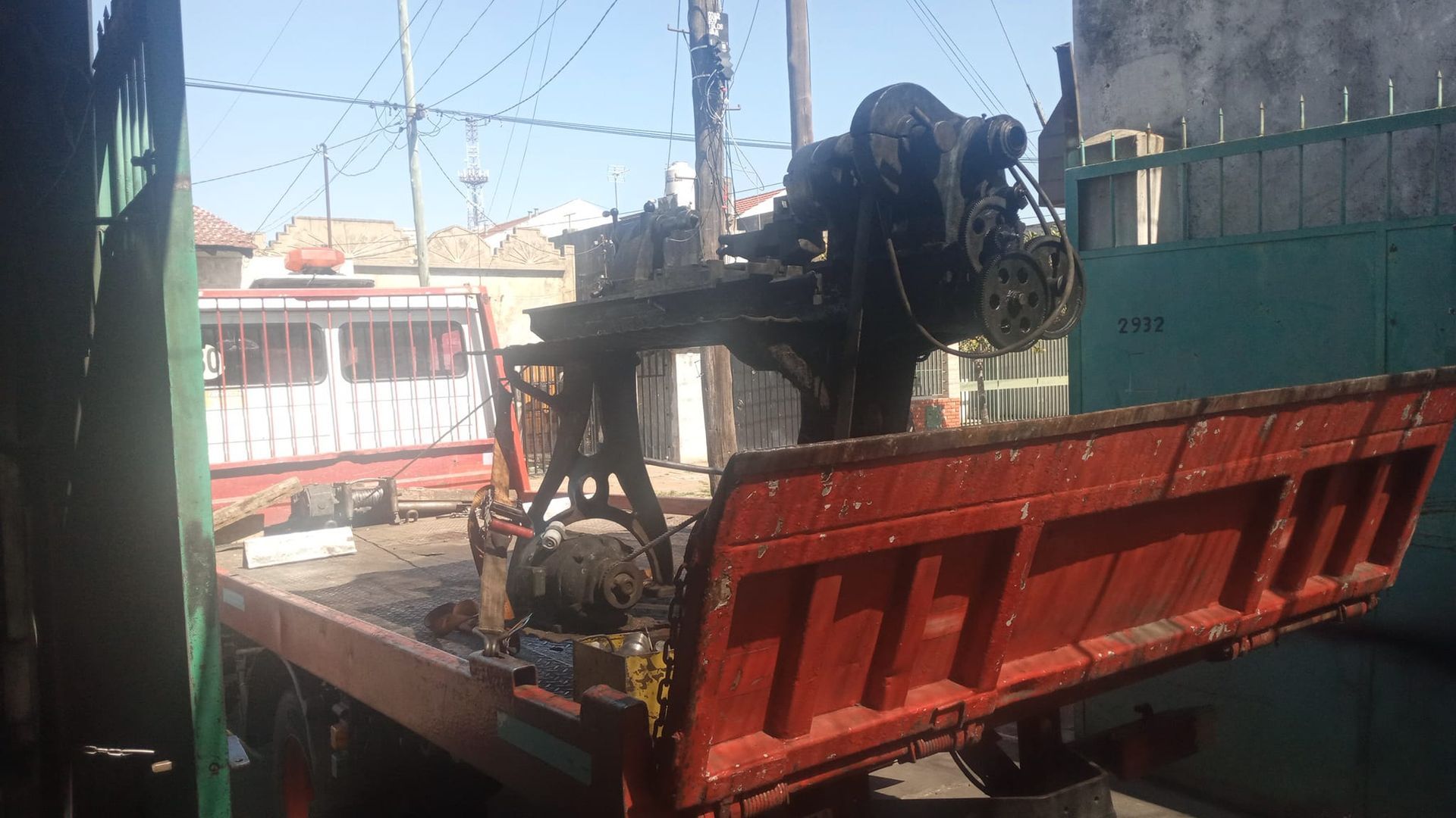 Grúas y Remolques Suley