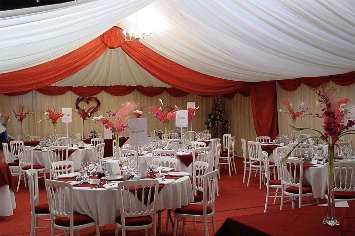 stunning dining area with beautiful floral decorations