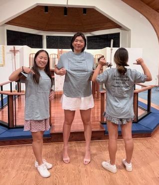 Seniors with SOE shirts