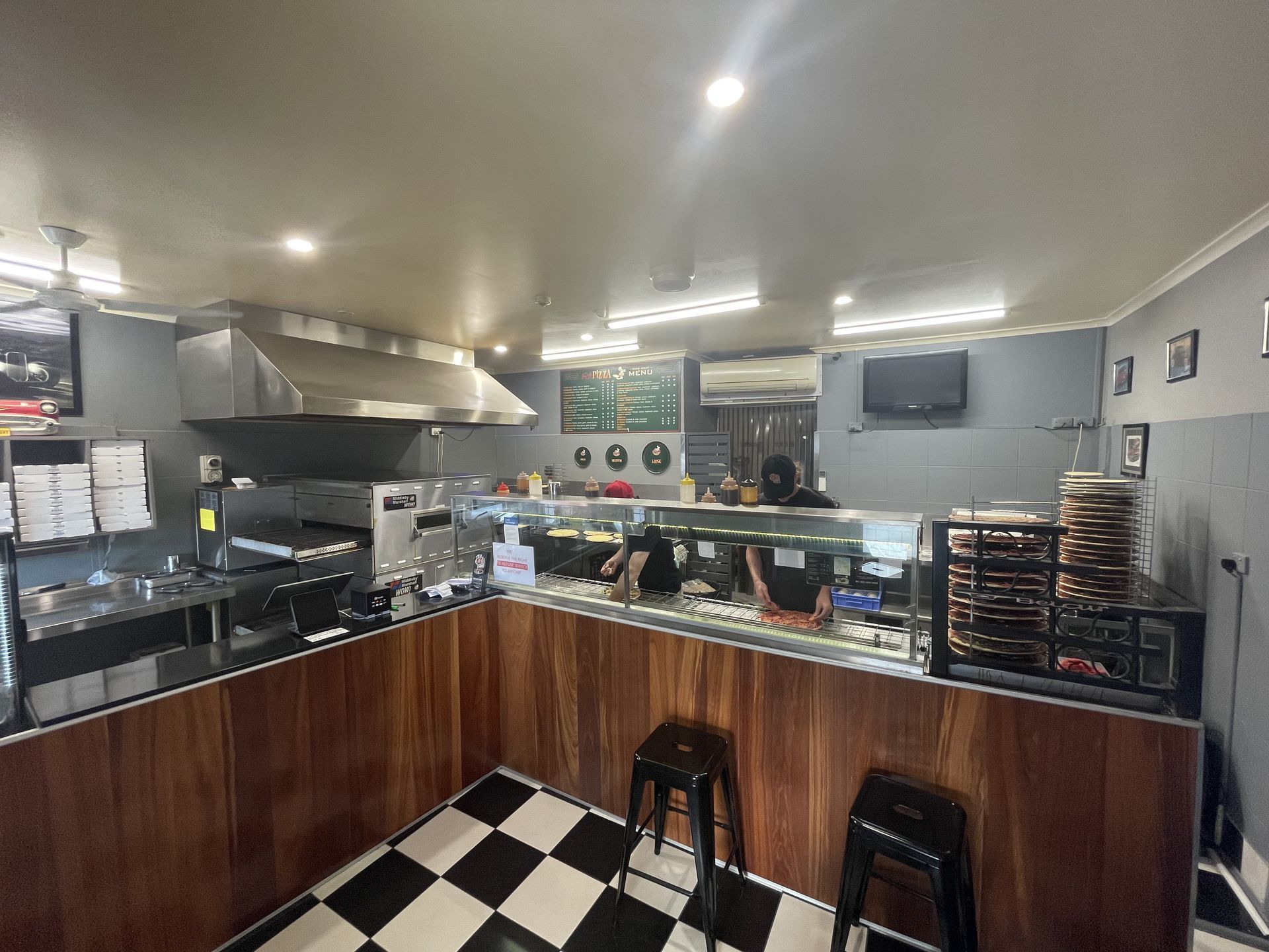 A Plate WITH PIZZA — Bel-Air Pizza In Port Macquarie, NSW