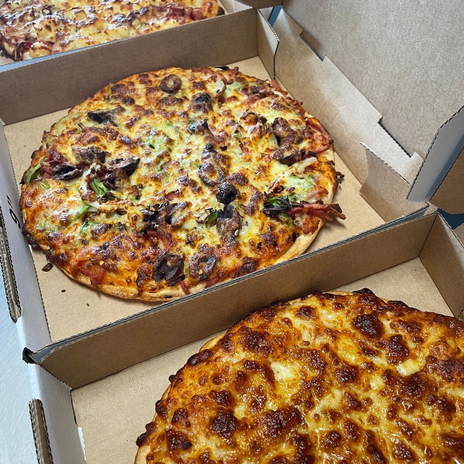 A Plate WITH PIZZA — Bel-Air Pizza In Port Macquarie, NSW