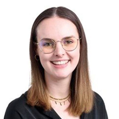 Photo headshot of Rosie Howl