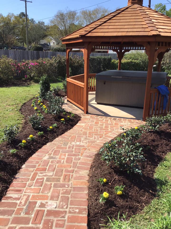 Gallery E Woolf Landscape Alexandria & Pineville, LA