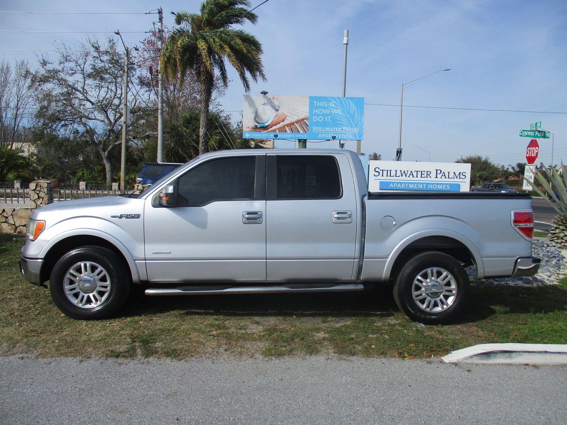 2011 Ford F150 Lariat
