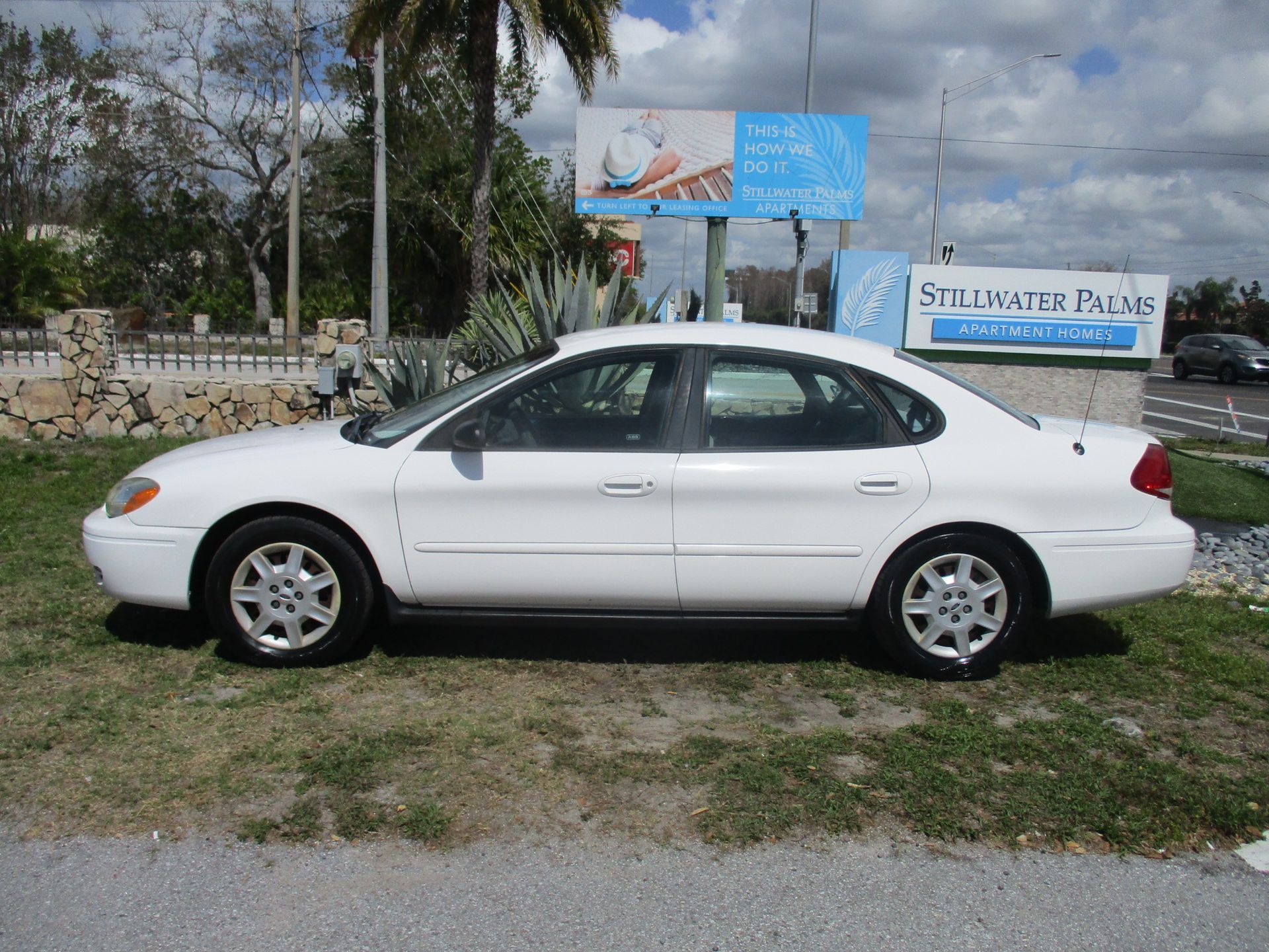 2006 Ford Taurus