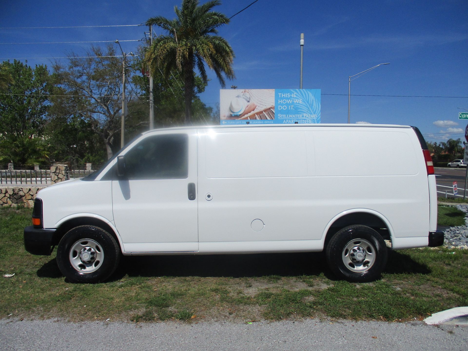 2011 Chevy Express G2500 Cargo