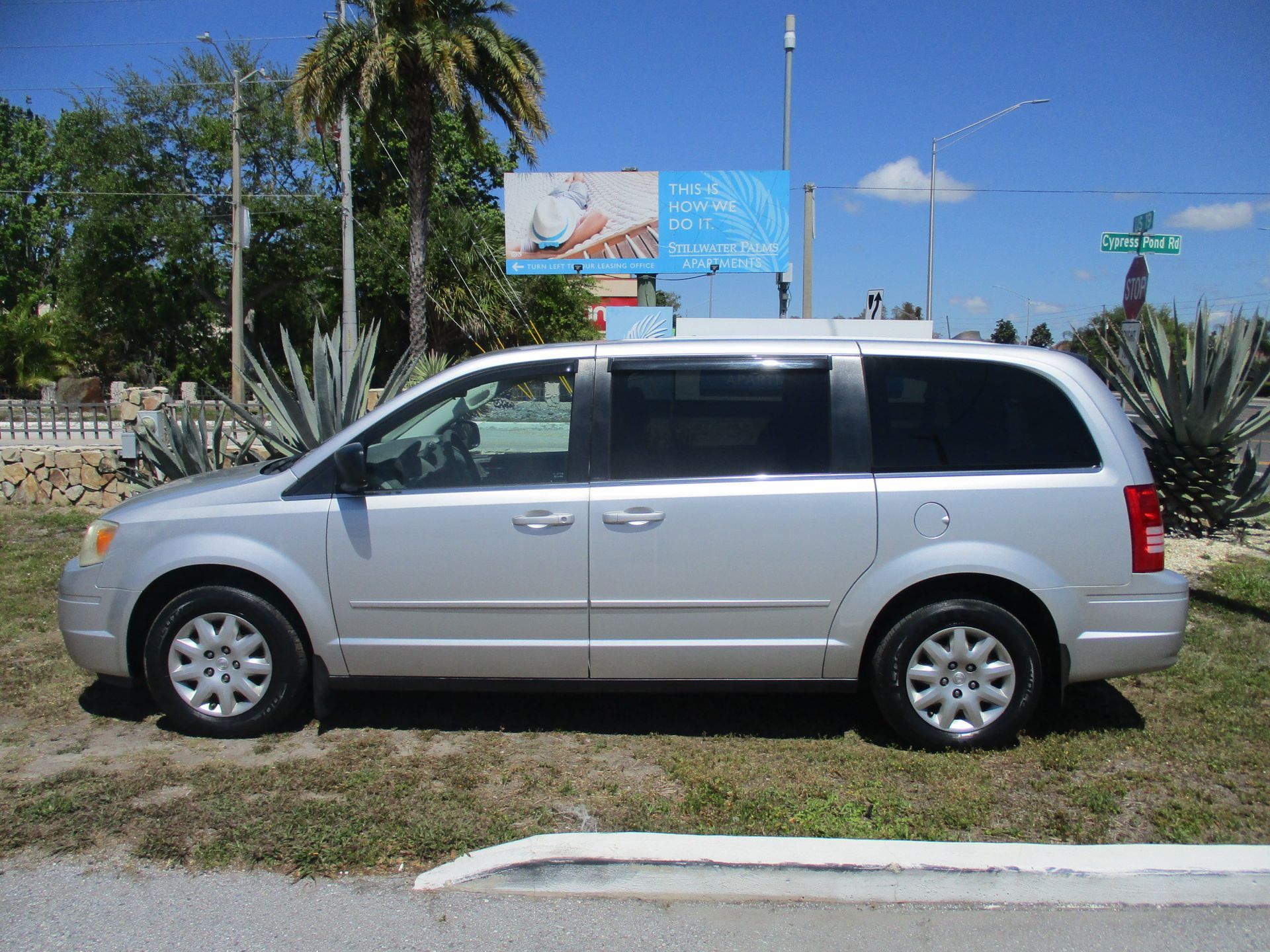 2009 Chrysler Town & Country