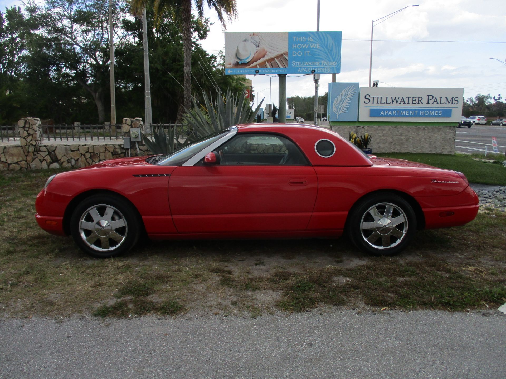 2002 Ford Thunderbird