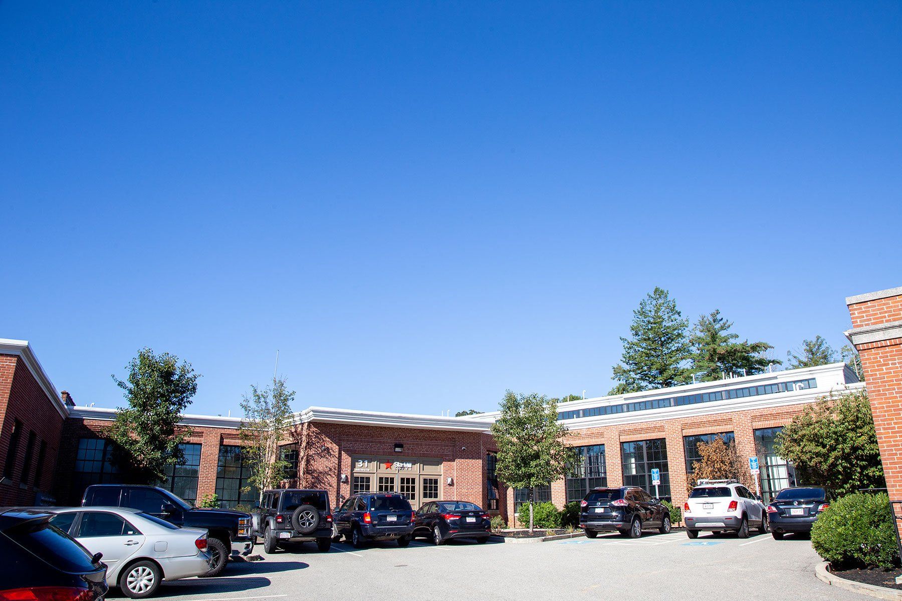 StarMill Lofts Exterior with parking lot 02