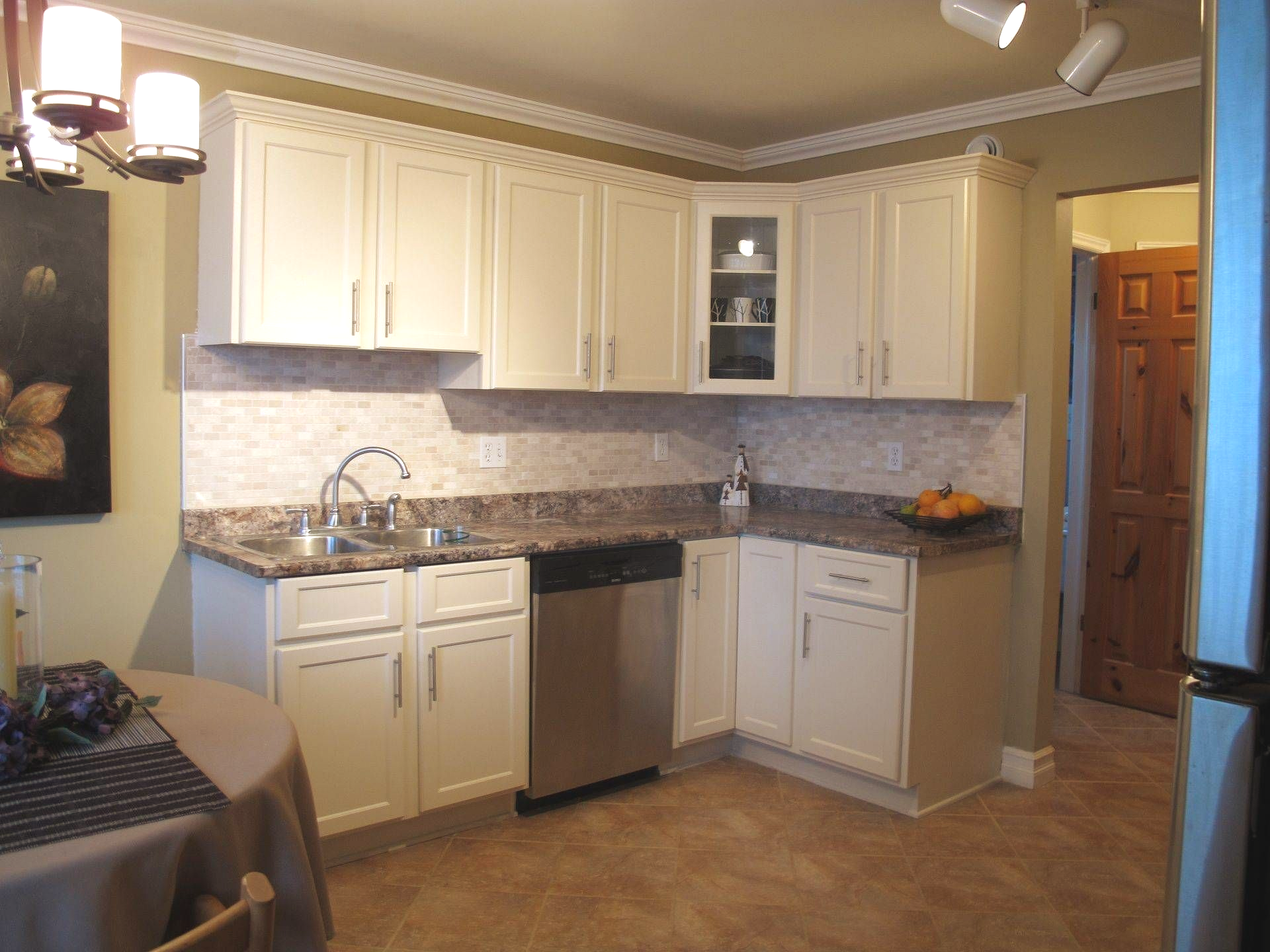 KItchen Cabinet Refacing vs. Kitchen REfacing in Halifax