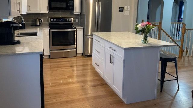 Cabinet Maker Service