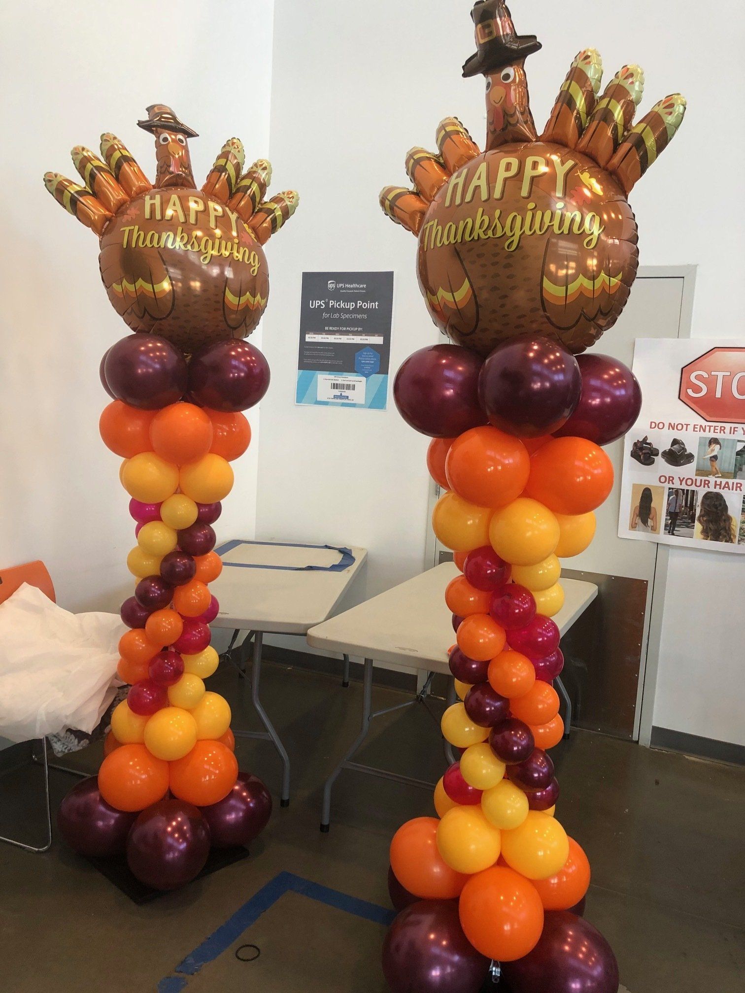 Balloon Columns for Thanksgiving