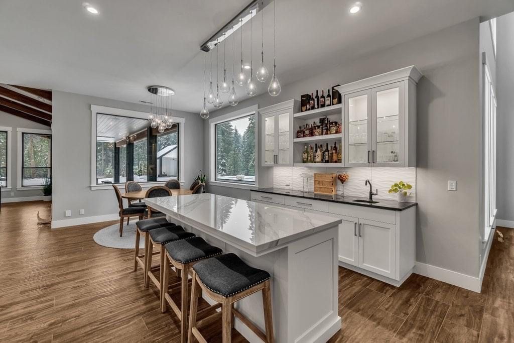 Freeze Furniture & Manufacturing Inc. Spokane, Washington