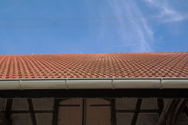 gutter+on+house