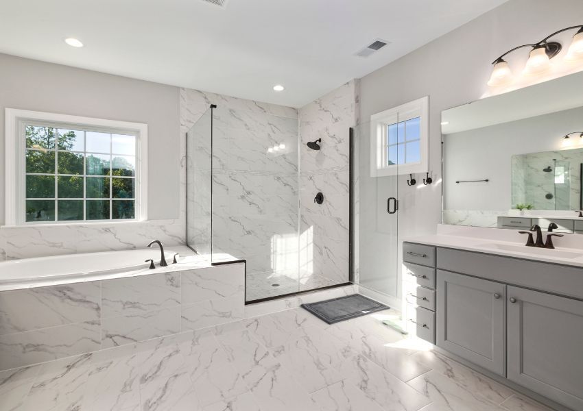 white-clean-bathroom