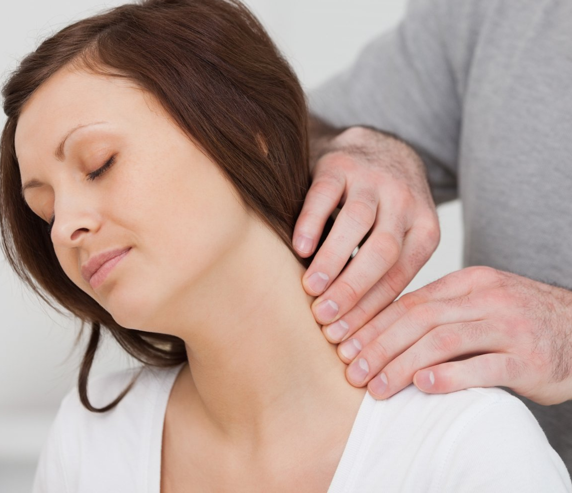 osteopathy on neck at Parkstone Osteopaths