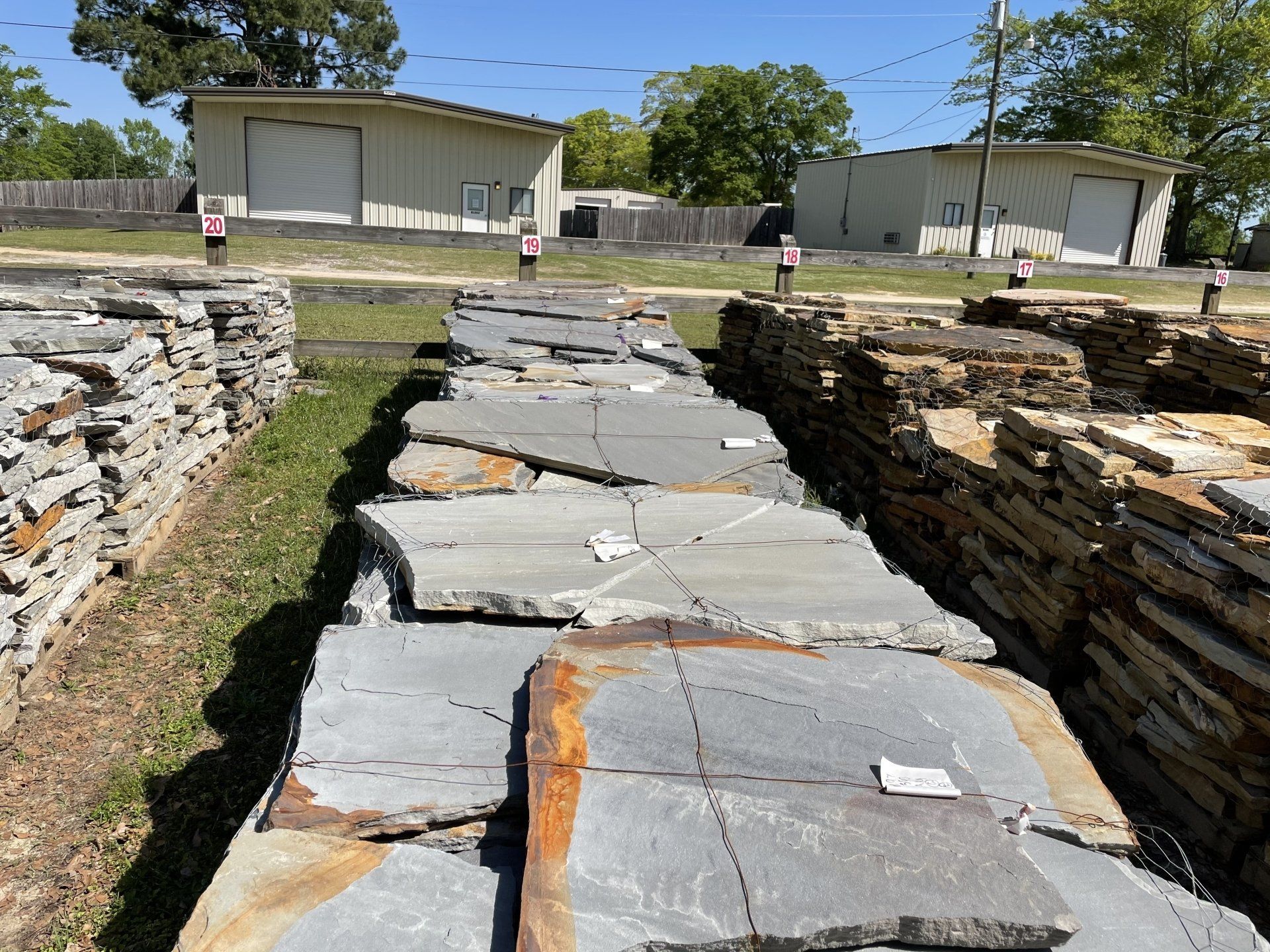 Flagstone+-+Med+Gray+1-1920w.jpg