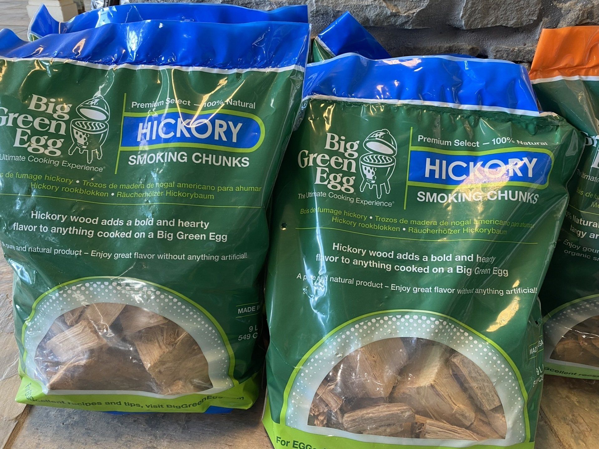 Hickory wood chips for smoking