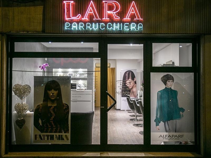 facciata esterna del salone