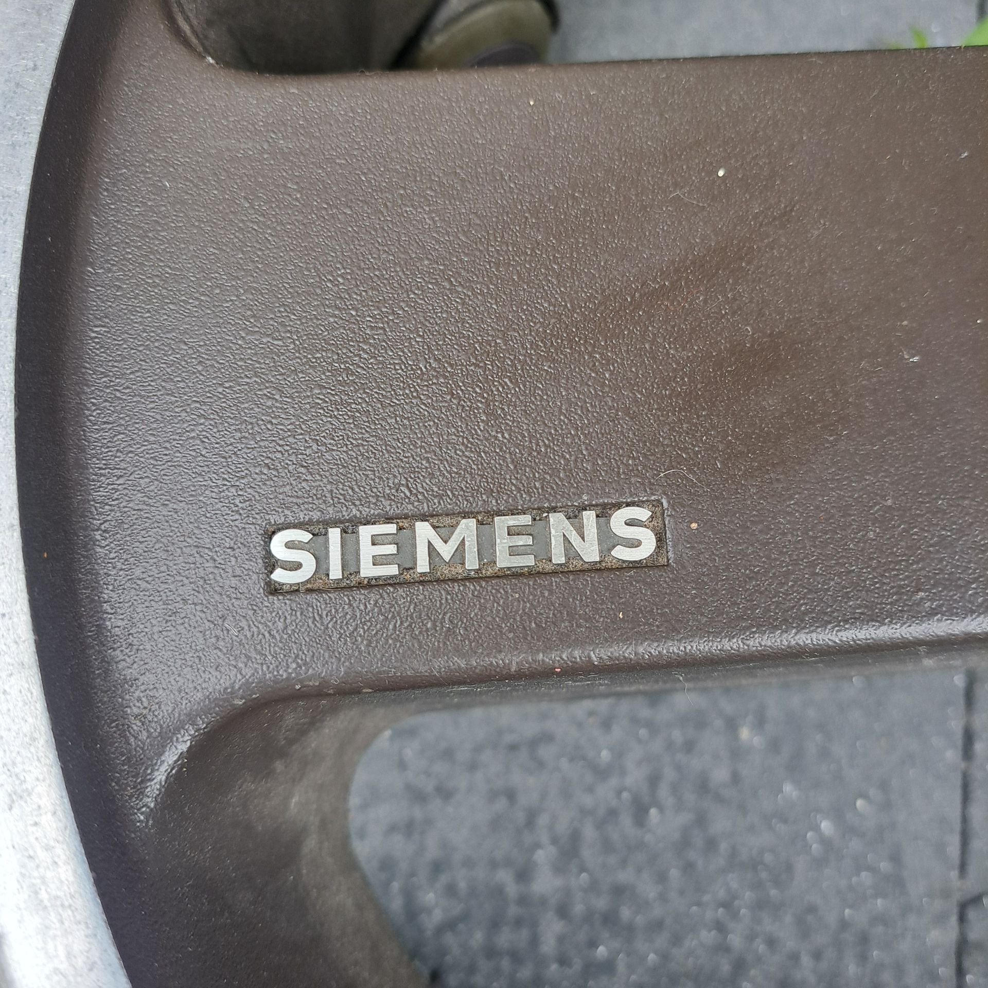 Vintage Siemens laboratoriumkruk – verstelbare designstoel met rugleuning