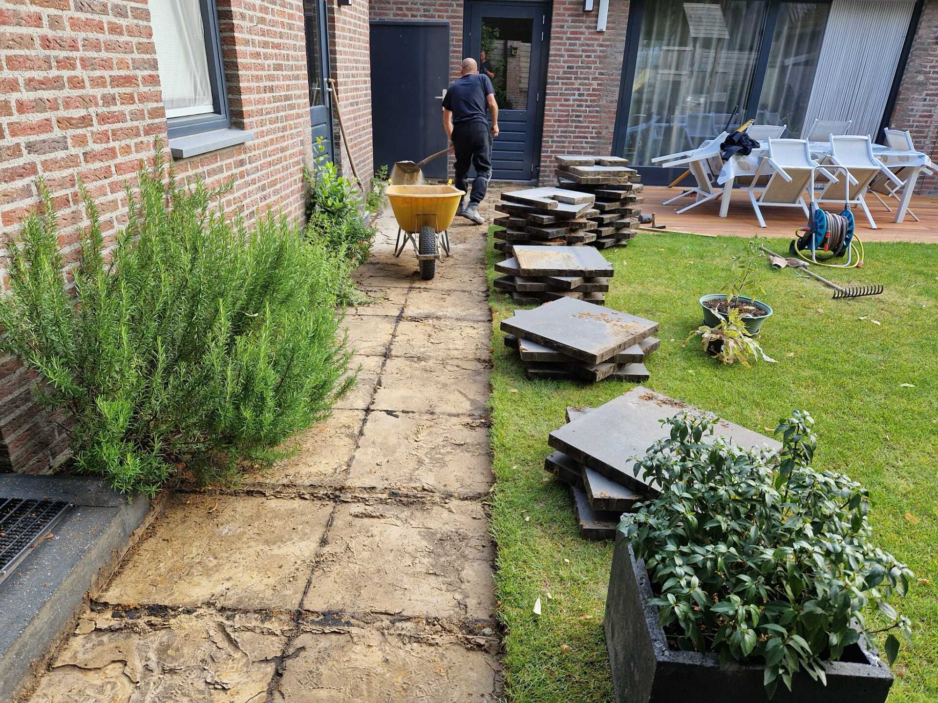 Achtertuin bestraten Sint-Michielsgestel