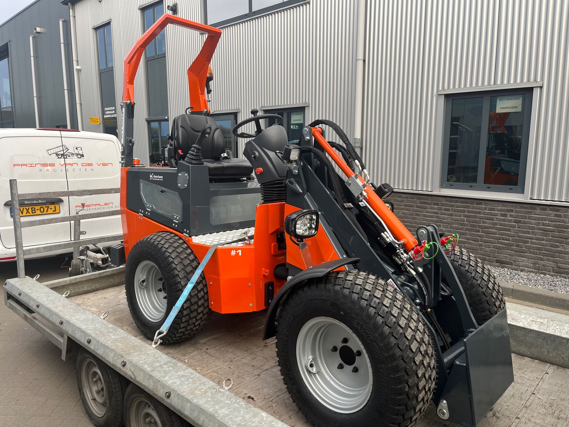 2m3 afvalcontainer Afvalcontainer portaalcontainer 2m3 Rosmalen