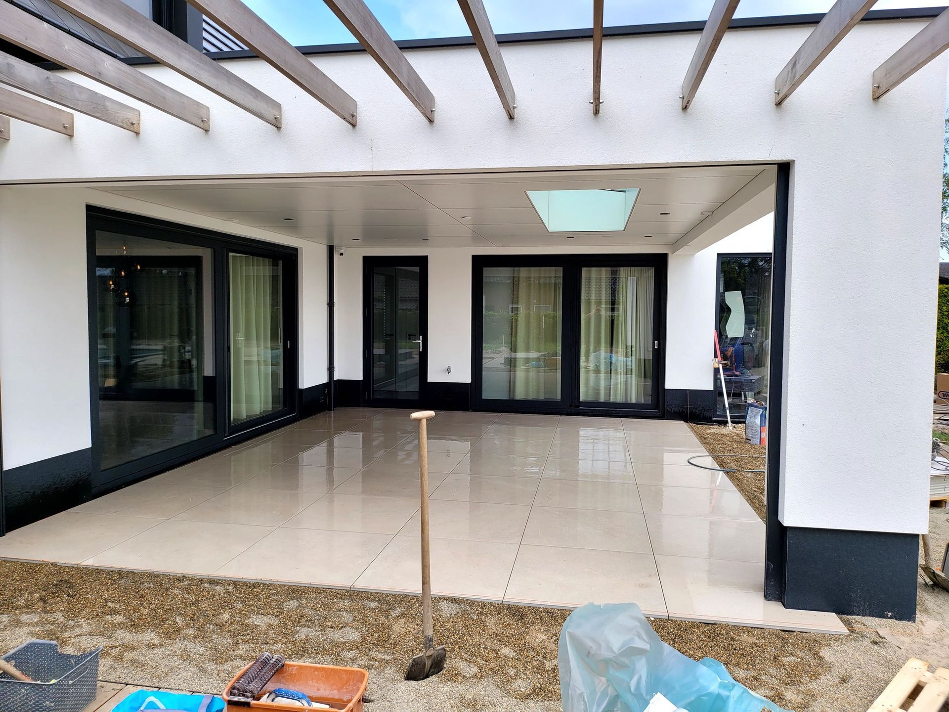 Keramische buitenvloer Tilburg