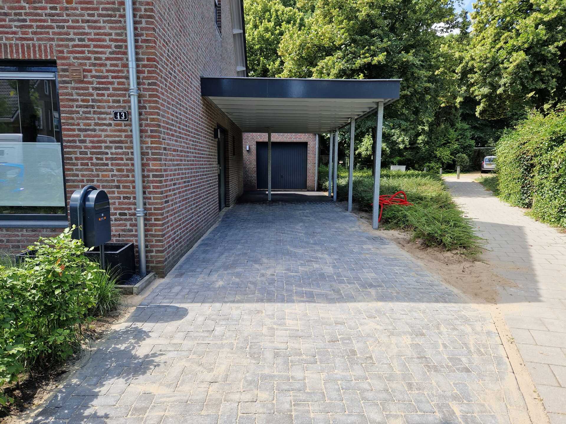 Oprit bestraten Sint-Michielsgestel