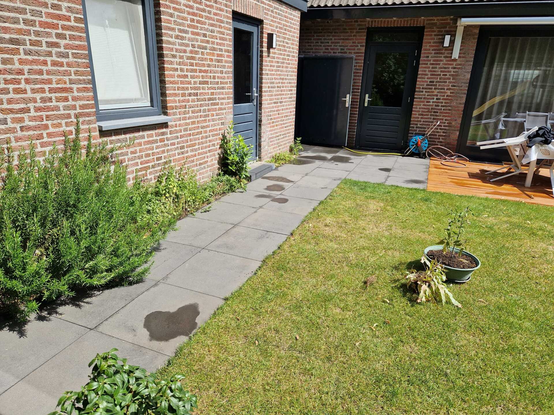 Achtertuin bestraten Sint-Michielsgestel