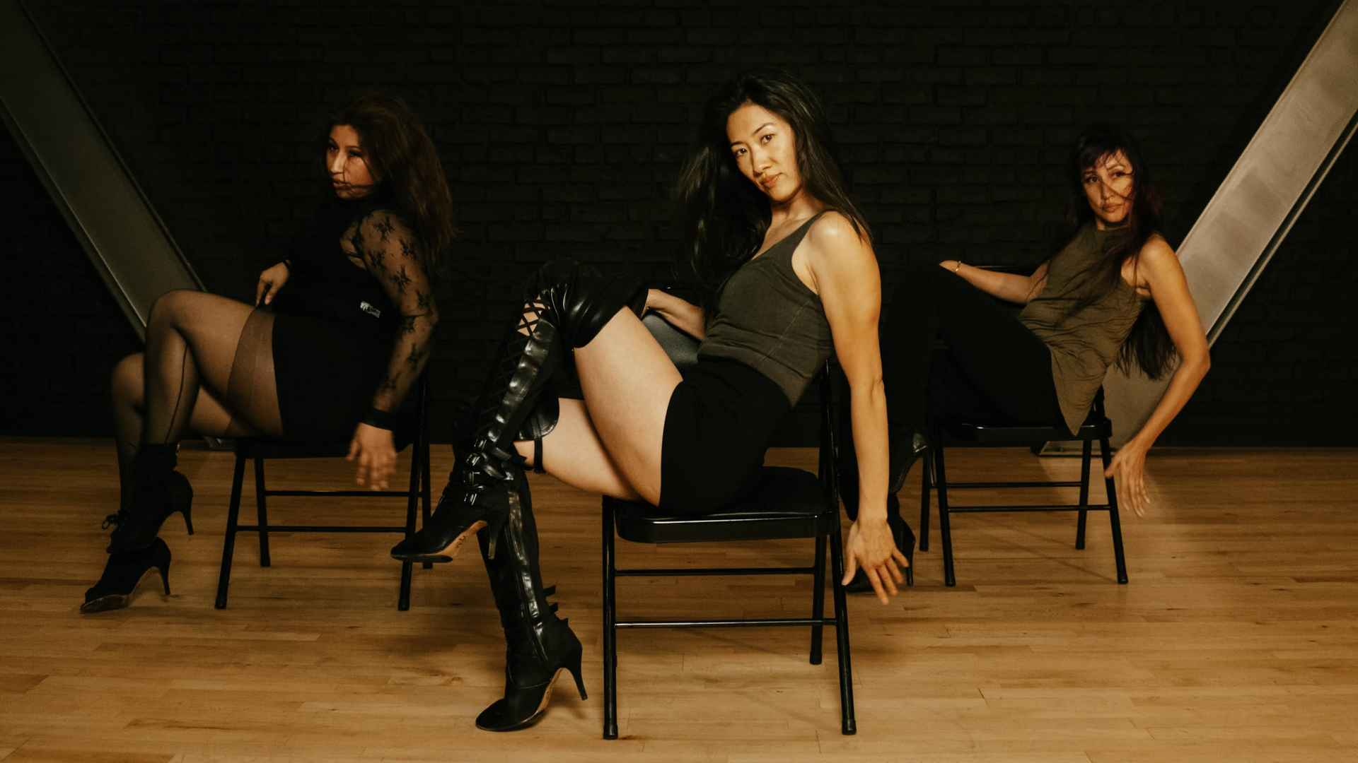 A mom-friendly guide to choosing a dance class in the San Fernando Valley—schedule, parking, vibe.